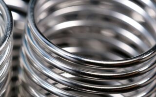 Anéis de segmento: tipos, materiais e como escolher o ideal para seu equipamento